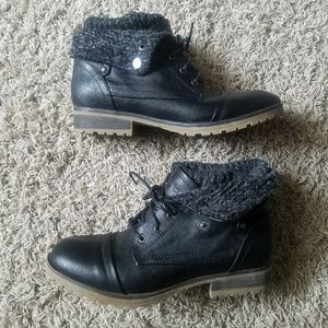 Black Refresh Fold-over Bootie Size 8.5 Worn Once